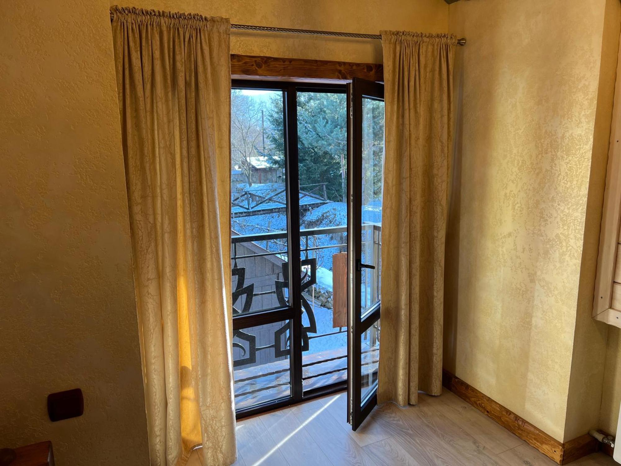 Цісарка Villa Mikulicsin Kültér fotó